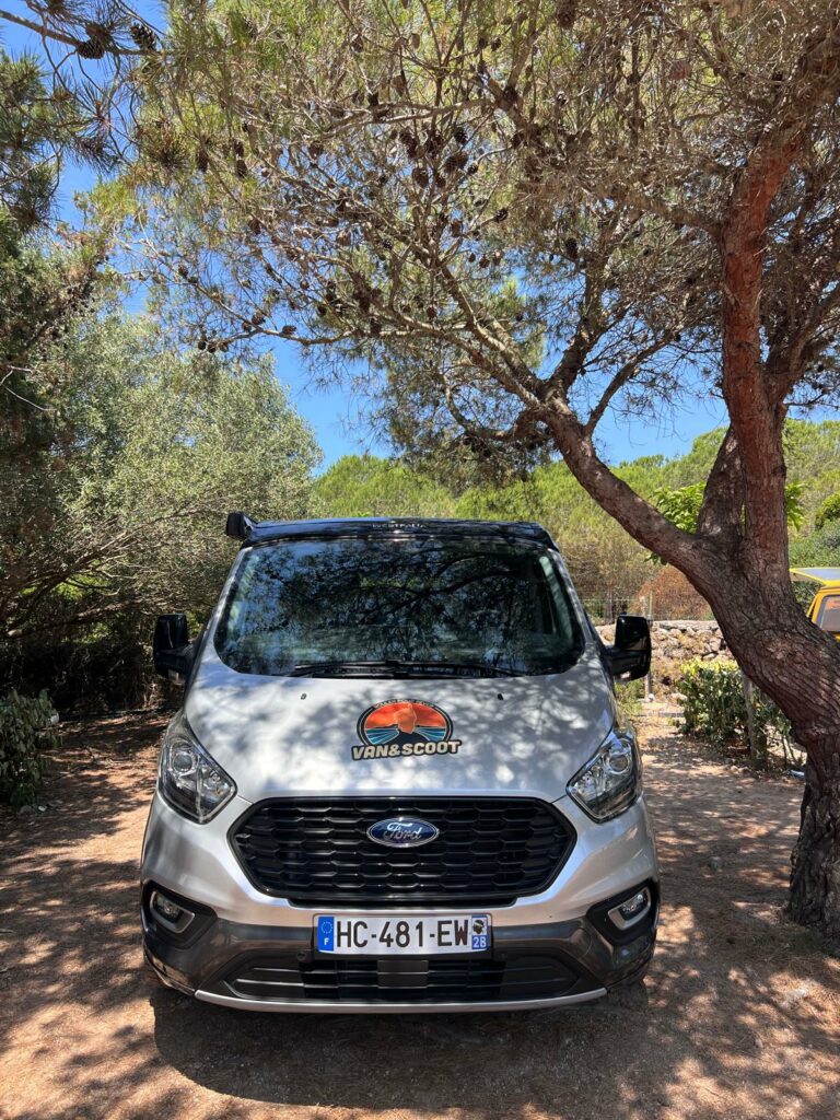 Home Van & Scoot location van aménagé en corse du nord