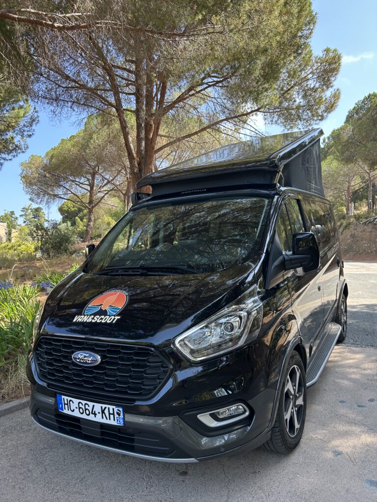 Home Van & Scoot location van amenage en corse